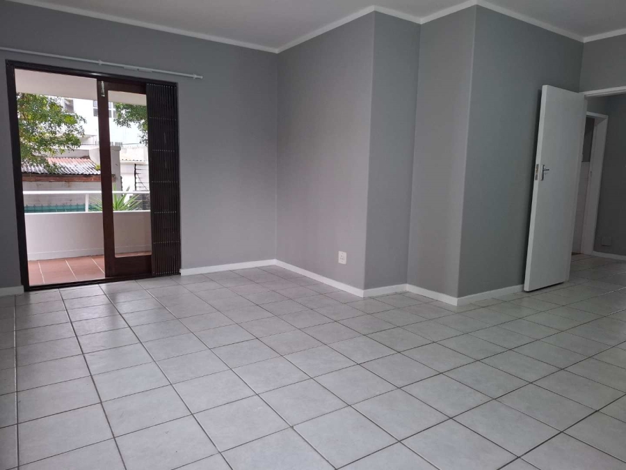 To Let 1 Bedroom Property for Rent in Sea Point Western Cape